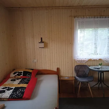 Kamex Dom 12-osobowy Quarto em Acomodações Particulares