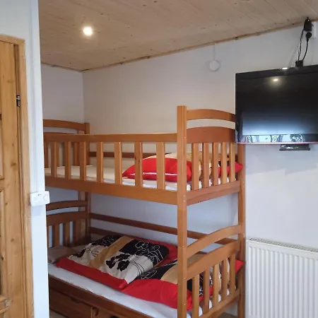 Kamex Dom 12-osobowy Quarto em Acomodações Particulares Olsztyn (Silesia)