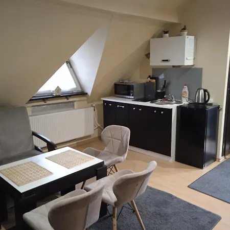Quarto em Acomodações Particulares Kamex Dom 12-osobowy Olsztyn (Silesia)
